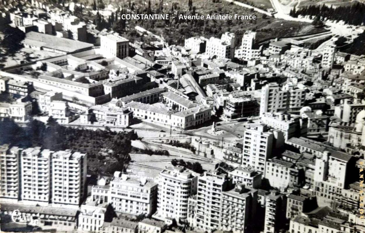 Constantine - Vue aerienne - Avenue Anatole France.jpg